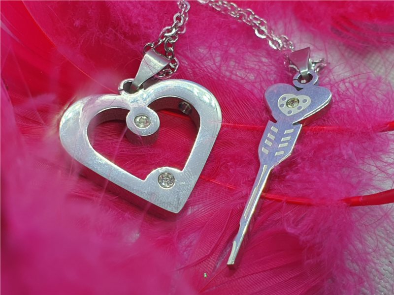 Couple Heart and Arrow Necklace in Steel